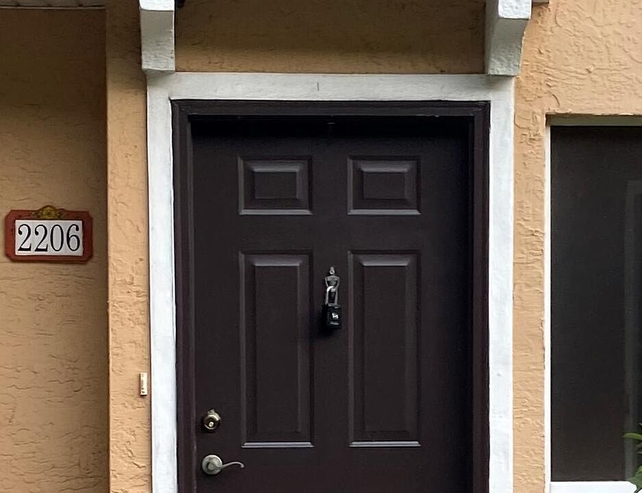1st image of 10075 GATE Parkway #2206