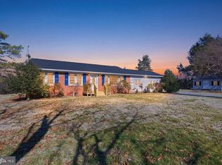 8324 Newland Rd, Warsaw, VA 22572