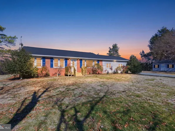 8324 Newland Rd, Warsaw, VA 22572