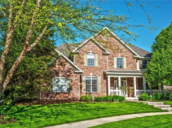 4762 Madras Ct, Zionsville, IN 46077