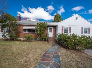5 Longmeadow Rd, Arlington, MA 02474