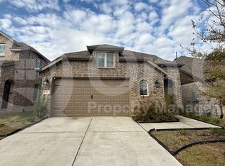 216 Haystack Dr, Van Alstyne, TX 75495