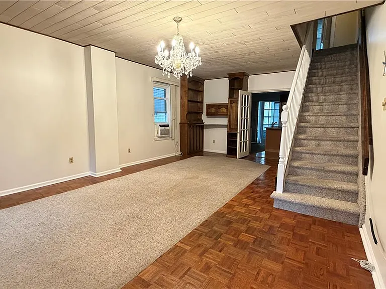 38 S Carlisle St — Photo 3