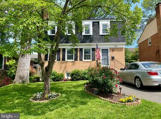 1215 Kensington Rd, Mc Lean, VA 22101