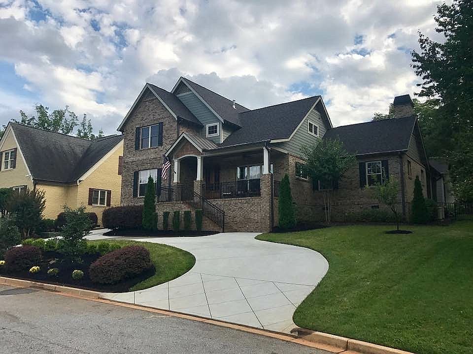 1st image of 25 Paddington Ave