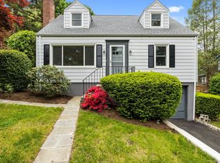 29 3 Lakeside Dr, Stamford, CT 06903