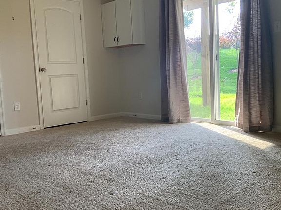 4th image of 267 Drexel Ct