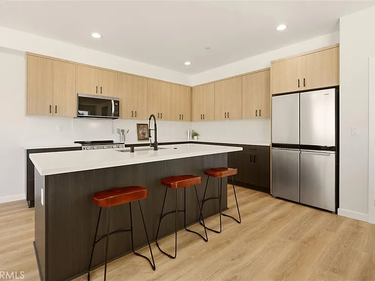 10665 Alborz Ct — Photo 11