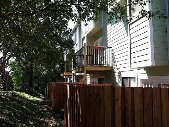 4th image of 1600 West Ave APT 16