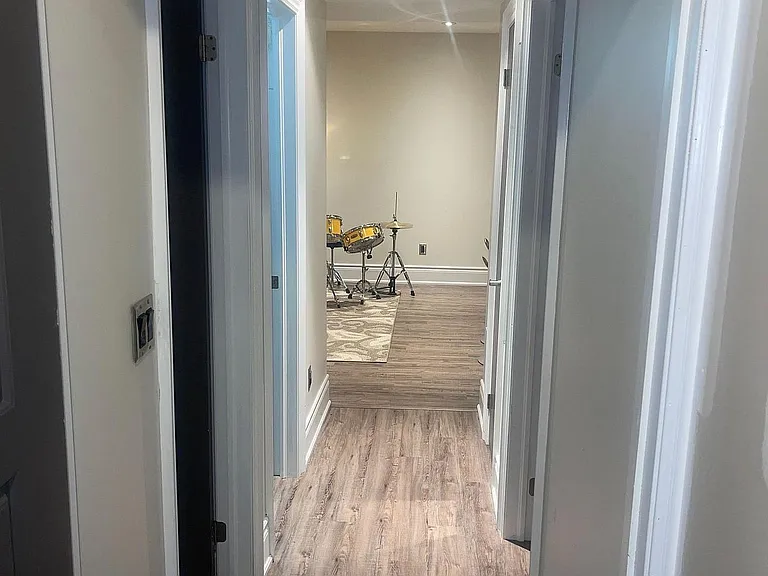 7 Compton Cres #BASEMENT — Photo 11