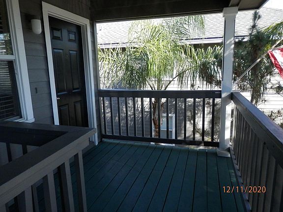 Front deck