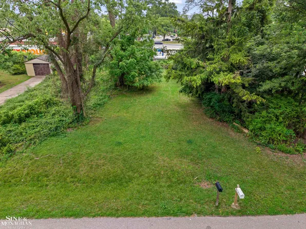 20621 Westhaven Ave, Southfield, MI 48075