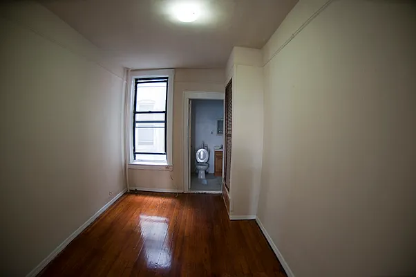 Rented by Pistilli Realty Group | media 38