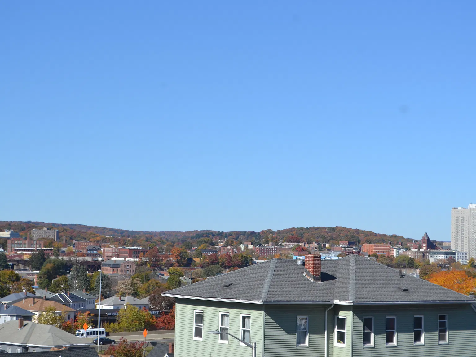 46 Harlem St — Photo 3