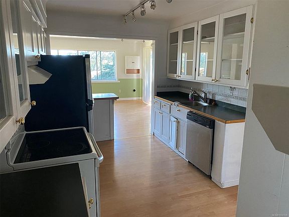 4th image of 4071 Cedar Hill Rd