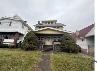 4711 Rockwood Rd, Garfield Heights, OH