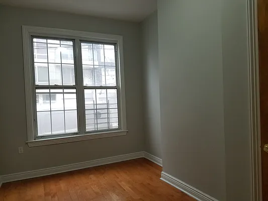 Rented by The Hamilton Group | media 6