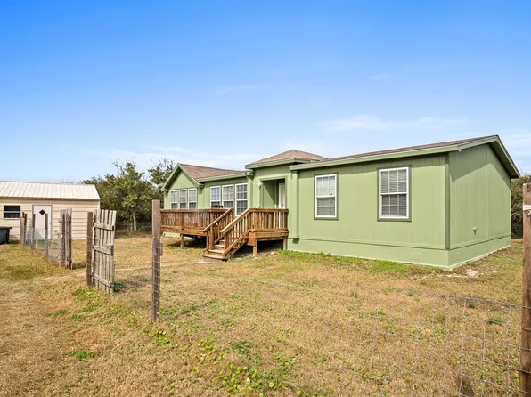 658 Rabbit Run Rd, Aransas Pass, TX 78336