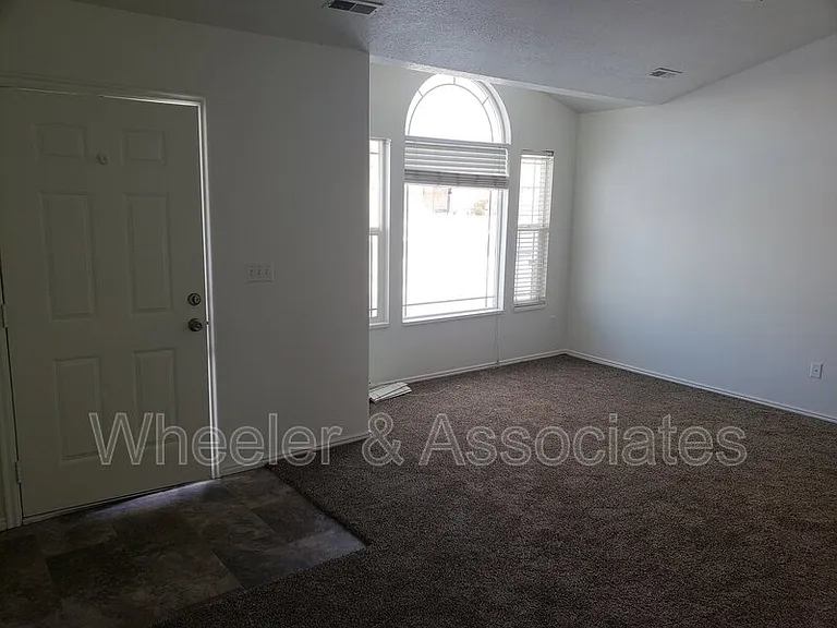 3763 W 4525 S — Photo 3