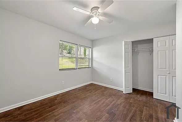 4 bed, 1600 sqft, $2,100 — Photo 3