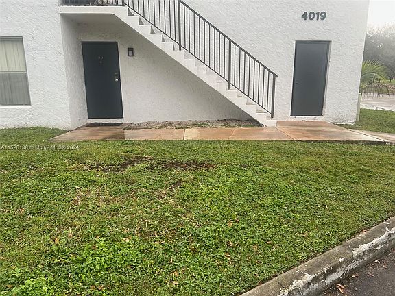 2nd image of 4019 N University Dr #E108