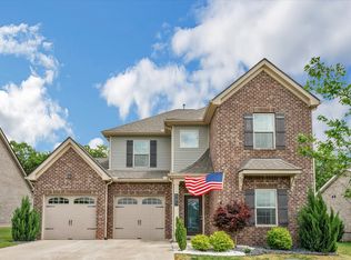 585 Oakvale Ln, Mount Juliet, TN 37122