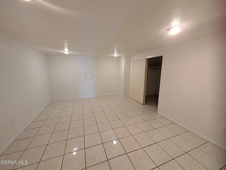 608 Stewart Ct #A — Photo 7