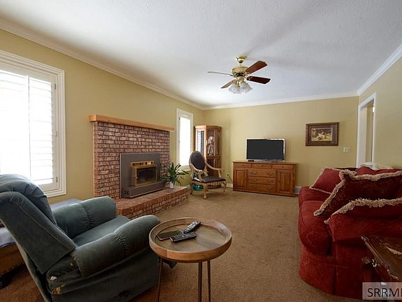 4th image of 252 Springwood Ln