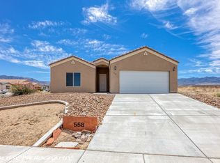 558 E Handcart Dr, Scenic, AZ 86432