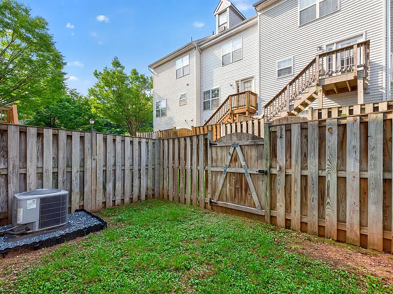 13504 Hamlet Square Ct #1 — Photo 20
