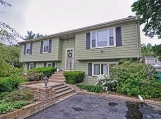 40 Eldridge Dr, North Attleboro, MA 02760