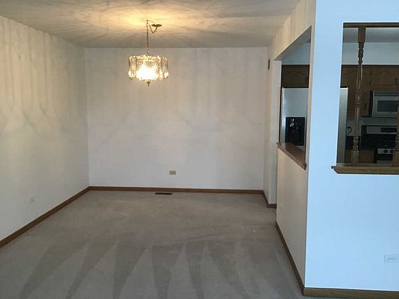 4th image of 10446 Lynn Dr