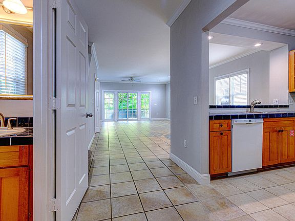 2nd image of 263 Golf Club Dr