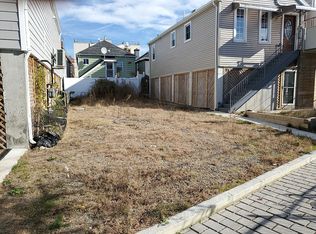 2 Lake Ave, Brooklyn, NY 11235