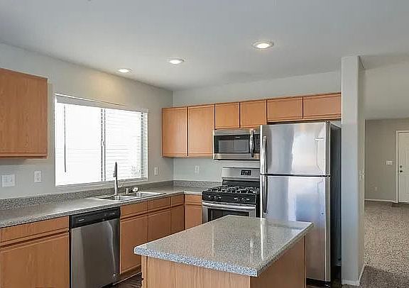 4th image of 669 Moonlight Mesa Dr