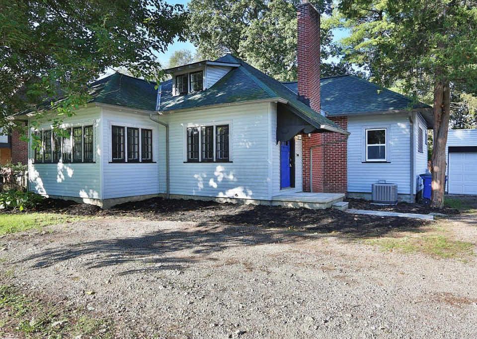 1st image of 3279 Indianola Ave