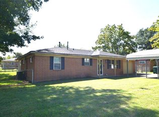 5 E Interstate Cir, Sallisaw, OK 74955