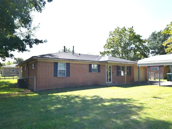 5 E Interstate Cir, Sallisaw, OK 74955