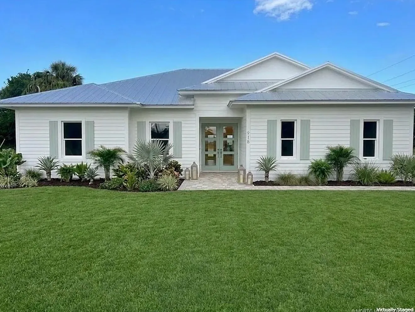 4 bed, 2127 sqft, $4,500 — Photo 1