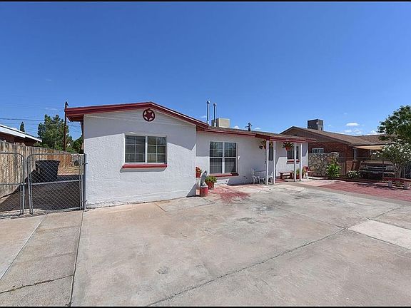 3rd image of 5041 Tetons Dr