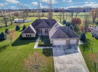 157 Chicago Rd, Paw Paw, IL 61353