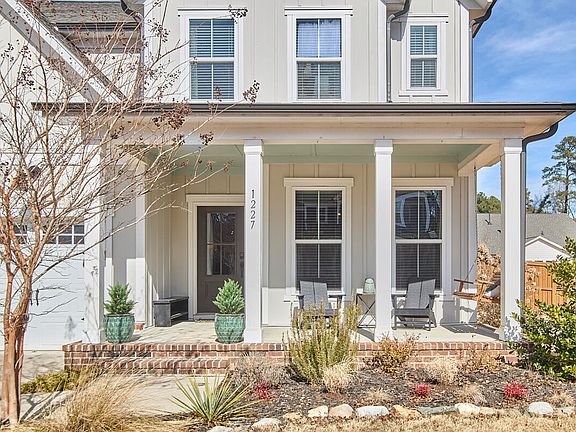 2nd image of 1227 Birchbark Rd