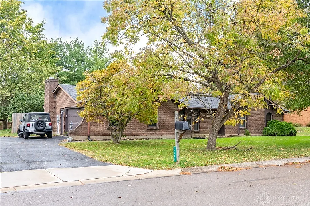 3 bed, 1900 sqft, $2,800 — Photo 4