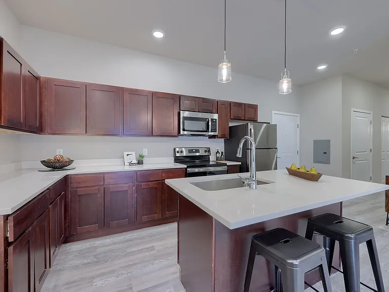 Northside Village Apartments — Photo 44