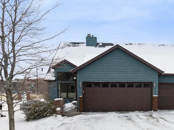 14 Constitution Dr, Michigan City, IN 46360