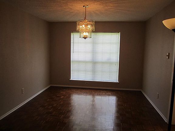 3rd image of 16303 Espinosa Dr