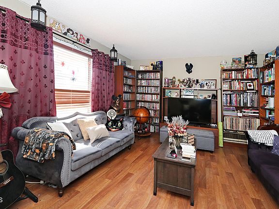 5th image of 1964 Lucas St Unit 4