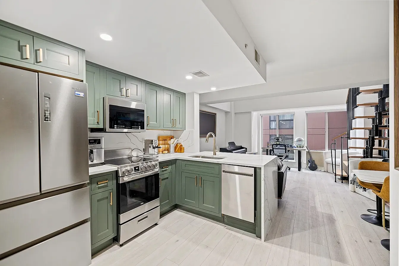 1 bed, 1.5 bath, 657 sqft, $2,950 — Photo 3