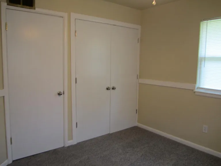 1530 Melrose Dr — Photo 14