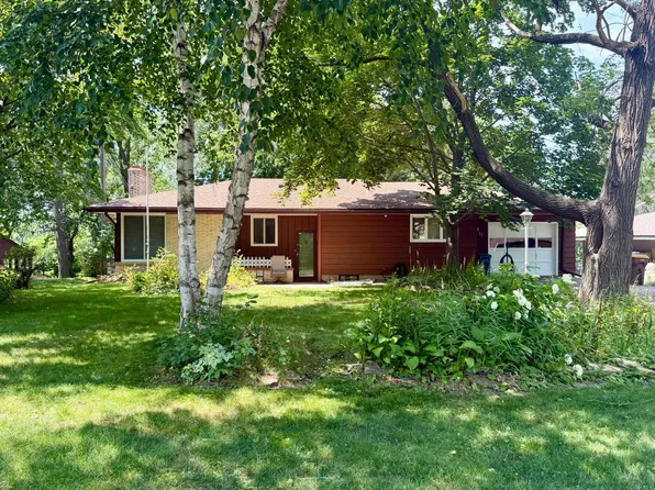 3511 Hilltop St, White Bear Lake, MN 55110